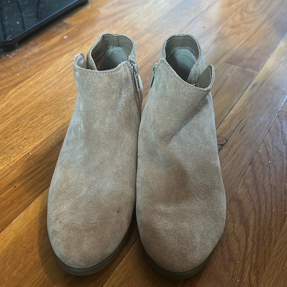 Ankle boots